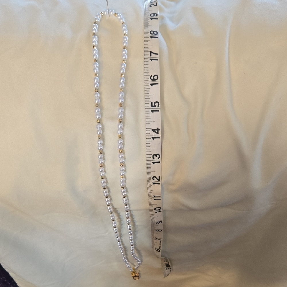 Classic White Pearl Necklace with Gold Clasp